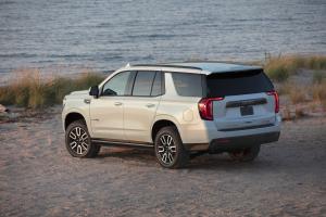 GMC Yukon AT4 2020 года 